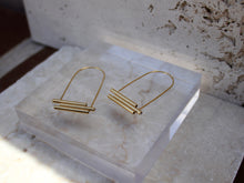 Load image into Gallery viewer, Strata Hoops