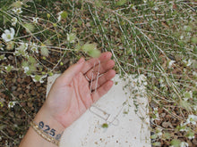 Load image into Gallery viewer, Mini Elongated Droplets