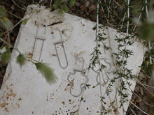 Load image into Gallery viewer, Mini Elongated Droplets