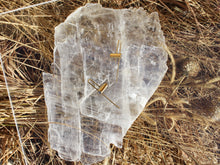 Load image into Gallery viewer, Gold Vermeil Baseline 02 Threaders